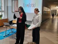 Uczniowie podczas apelu