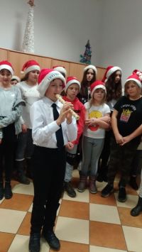 Wolontariusze SKC w Zakładzie Pielęgnacyjno-Opiekuńczym 