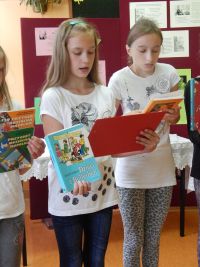 Z książką za pan brat