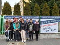 Zdjęcie grupowe uczniów